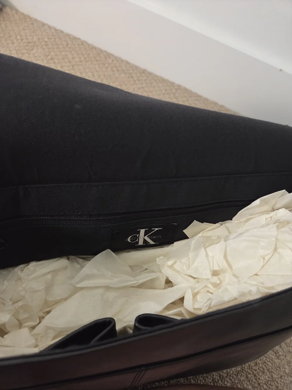 VINTAGE Calvin Klein Black Leather Messenger Bag for Men